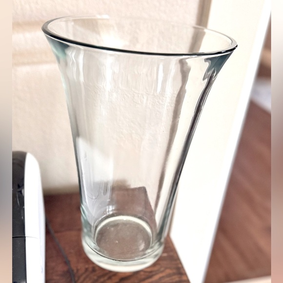 VINTAGE 12” Thick & HEAVY Solid Glass Fluted Vase - 7 LBS!! - Picture 6 of 14